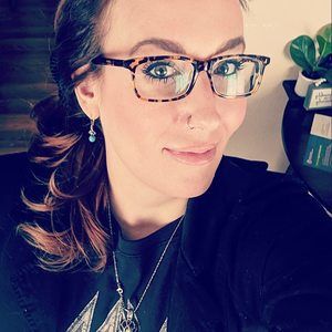 Meet your Posher, Amy